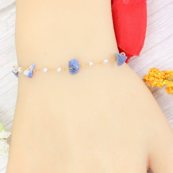 "Trendy Handmade Bracelet – A Thoughtful Gift for Girls & Women | UNVRC1674 - Picture 2 of 10